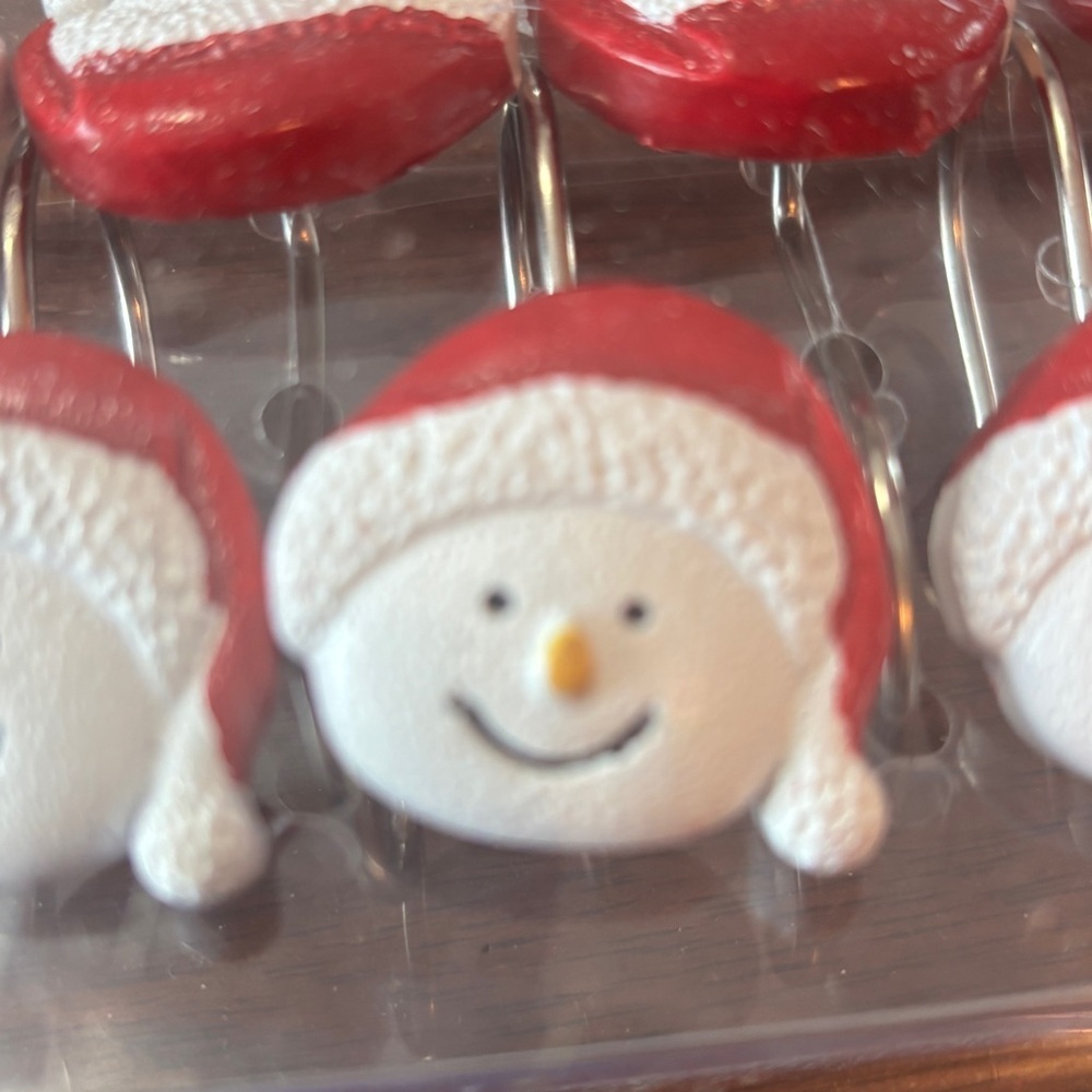 Christmas Set of 12 Shower Curtain Hooks Santa Hat Snowman Holidays Decor - Picture 4 of 4